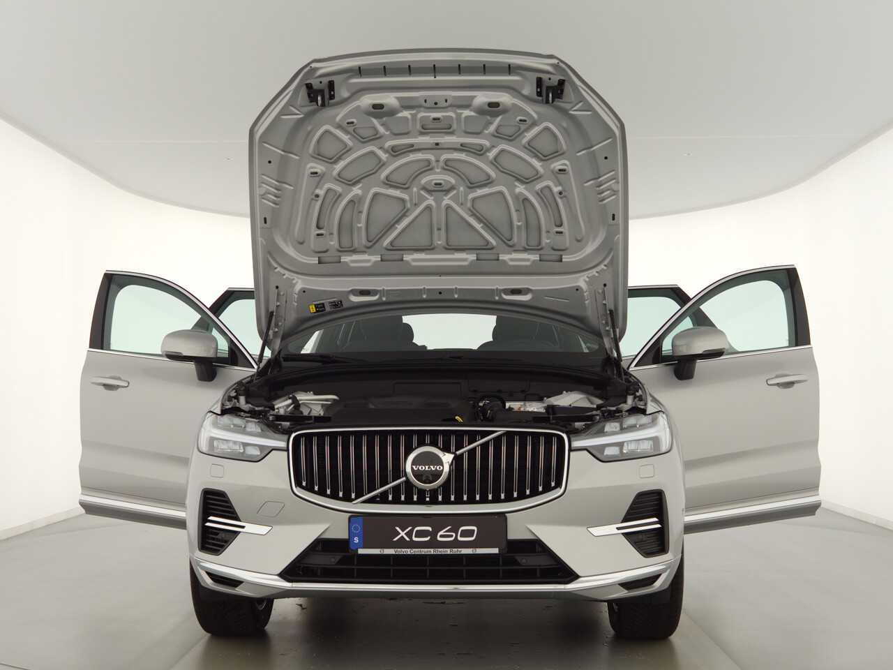 Volvo  XC60 Recharge Plus, T6 AWD Plug-in Hybrid, Elektrisch/Benzin, Bright