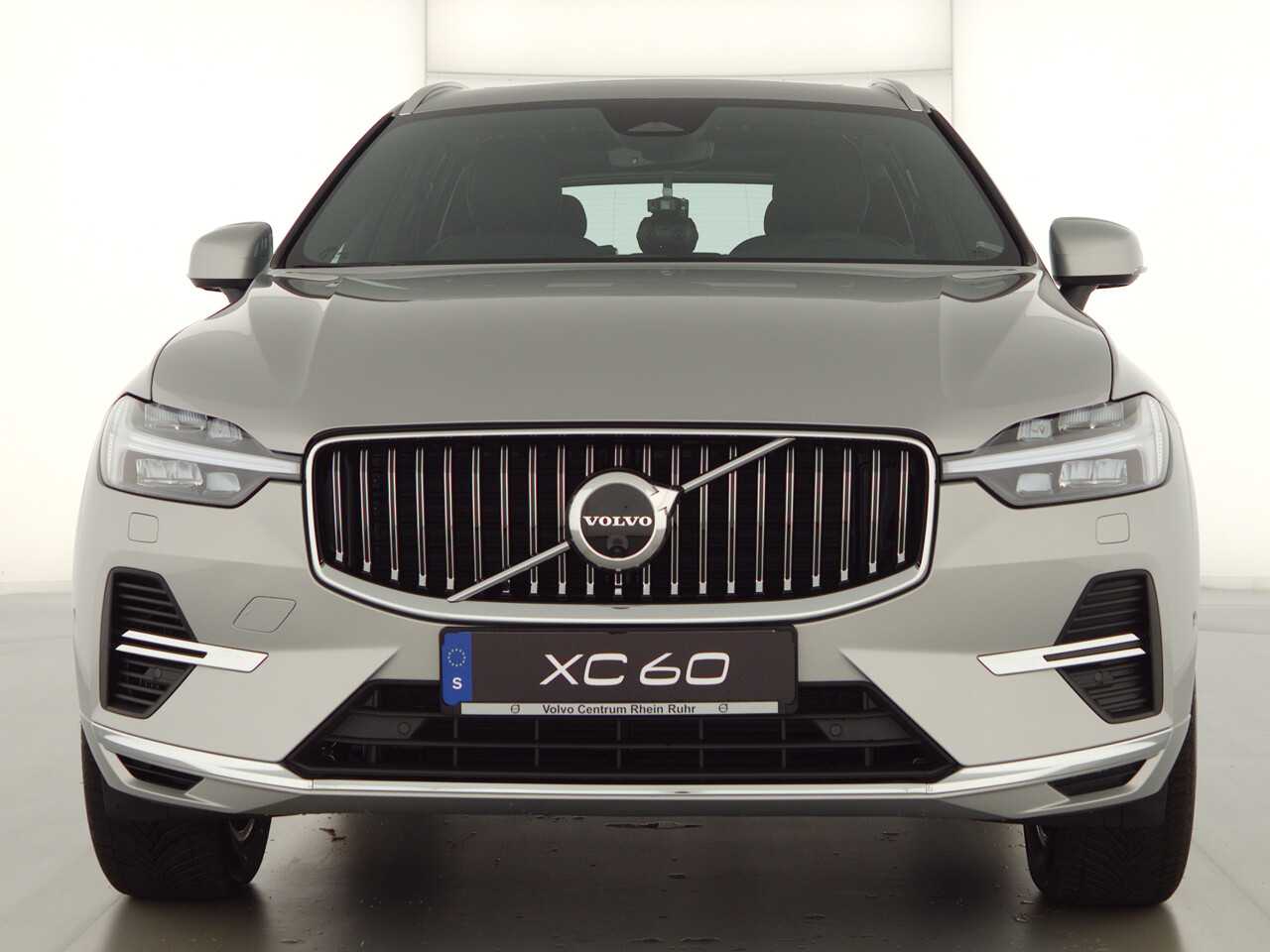 Volvo  XC60 Recharge Plus, T6 AWD Plug-in Hybrid, Elektrisch/Benzin, Bright