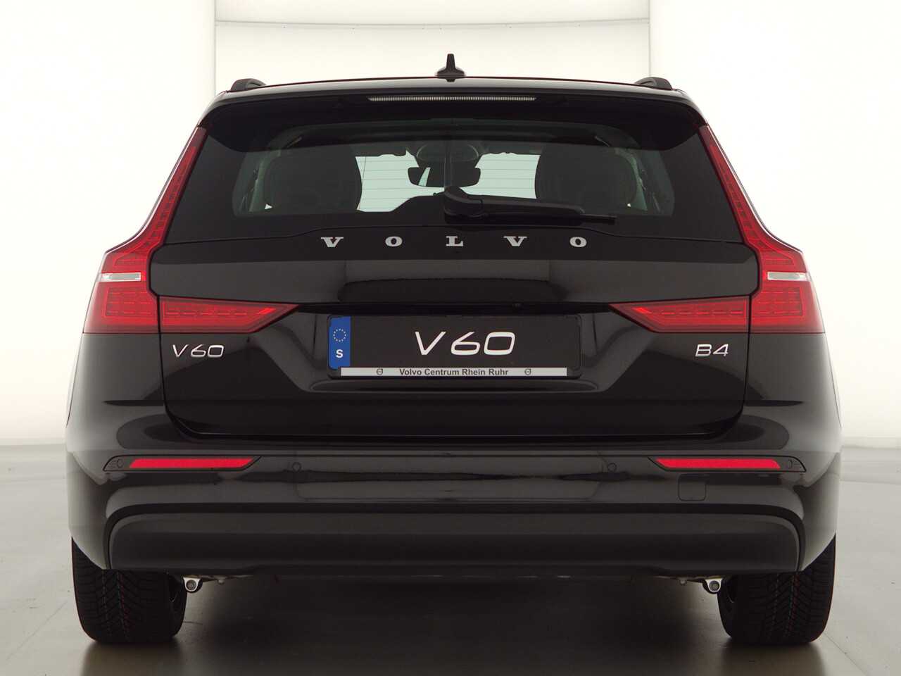 Volvo  V60 Core, B4 Mild-Hybrid, Diesel