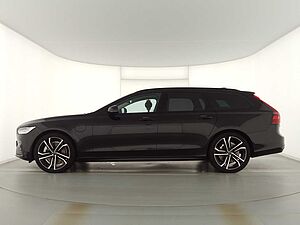 Volvo  V90 Recharge Plus, T8 AWD Plug-in Hybrid, Elektrisch/Benzin, Dark